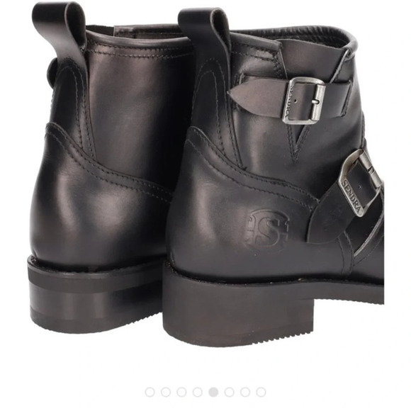 Sendra classic biker boots, made in  Spain.
EUR size 38 equivalent to 7.5. Black - Picture 2 of 14